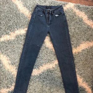 Women’s jeans